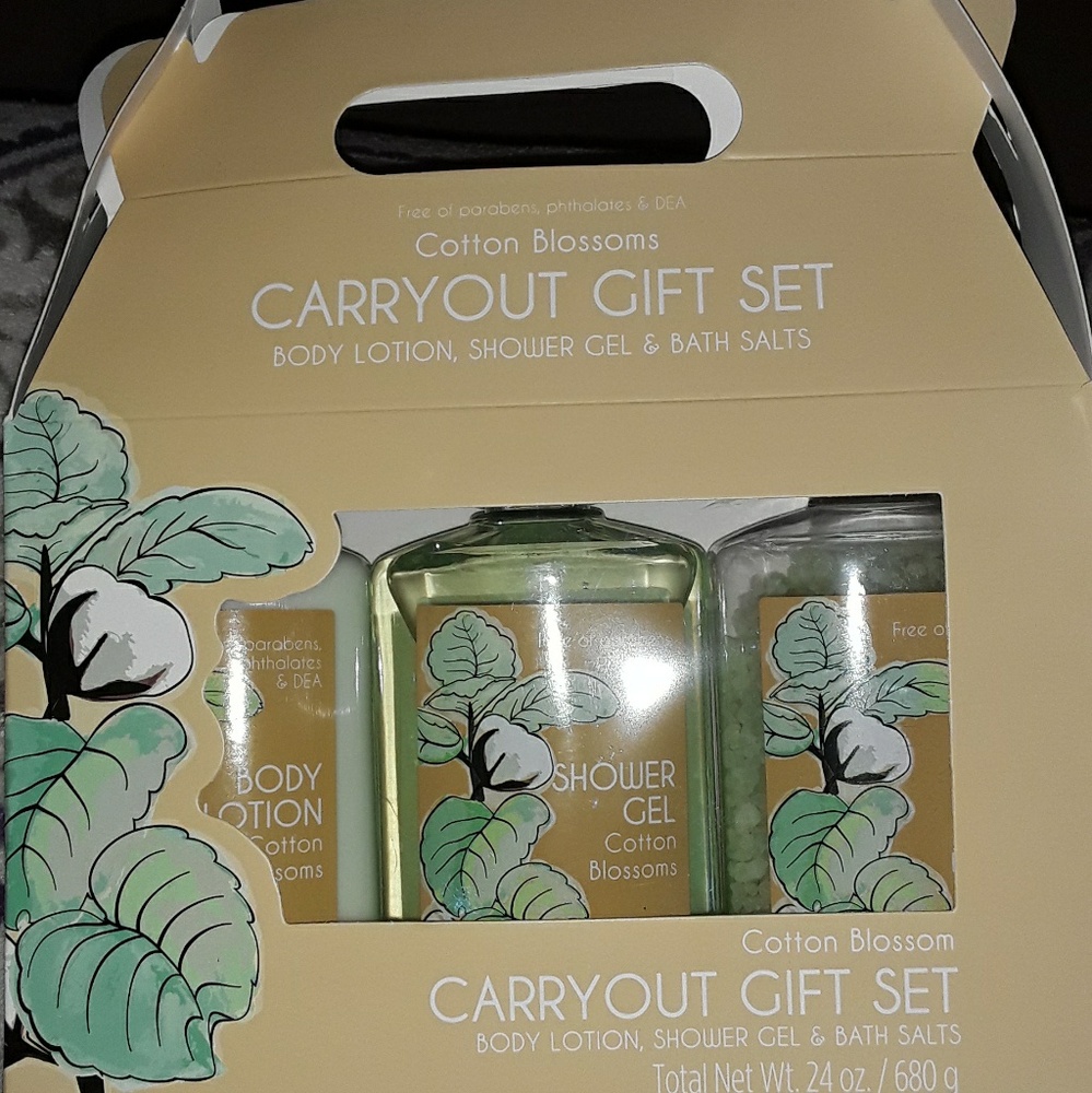 Carryout Gift Set